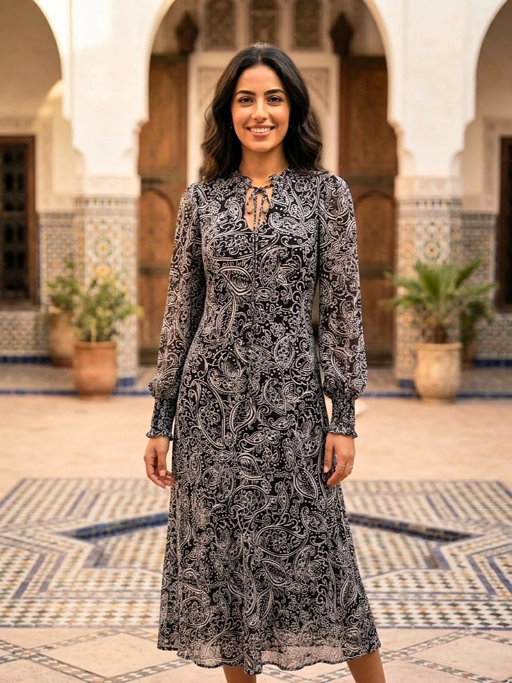 Calvin Klein Paisley Maxi Dress in Black & White Size 4
